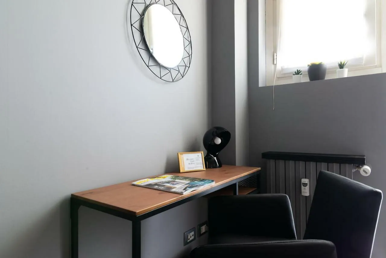 Grancini 6 - Pagano City Life Luxury Apartment ! Milan