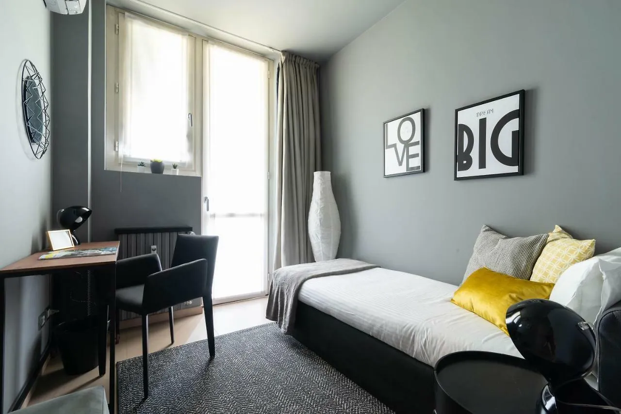 Grancini 6 - Pagano City Life Luxury Apartment ! Milan